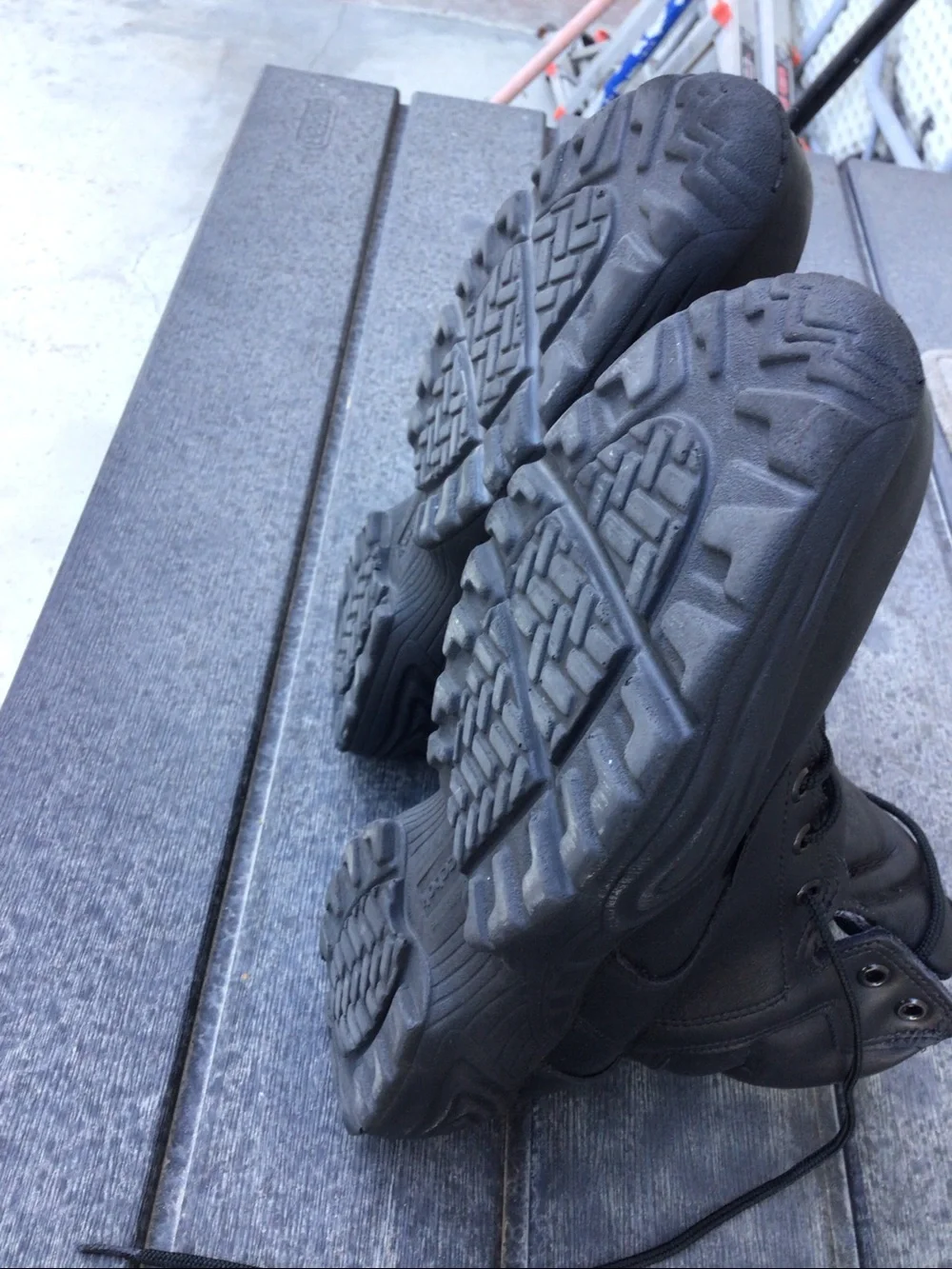 ReeBok 10.5/wide postal approval great used conditions